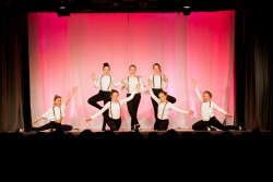 Dance Festival 2016 - " Durch die Epochen des Tanzes "